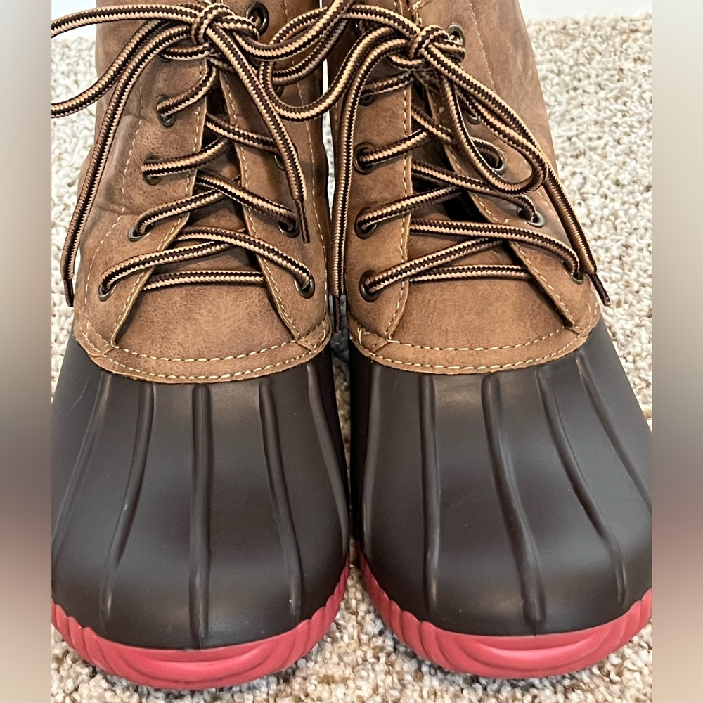 Women’s Marleylilly Monogrammed Duck Boots - Picture 3 of 13